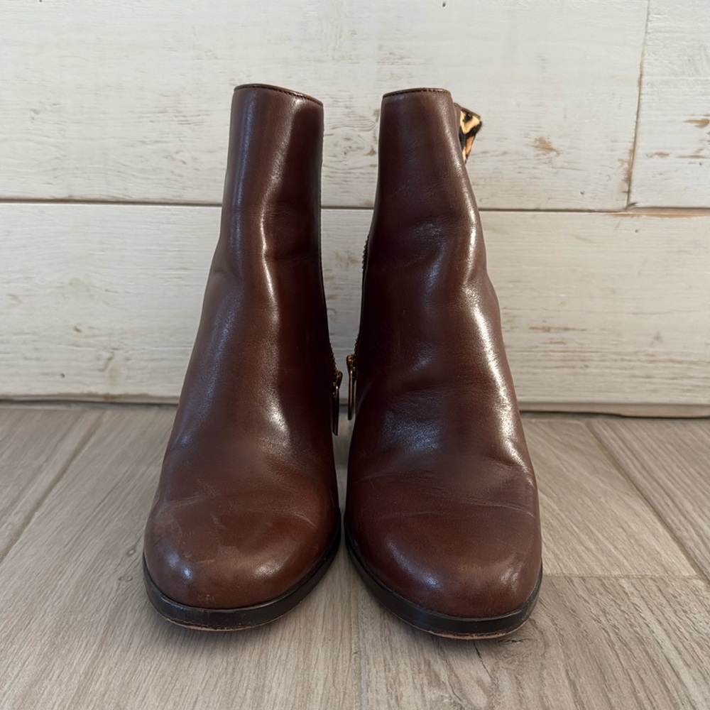 Micheal Kors Brown leather booties